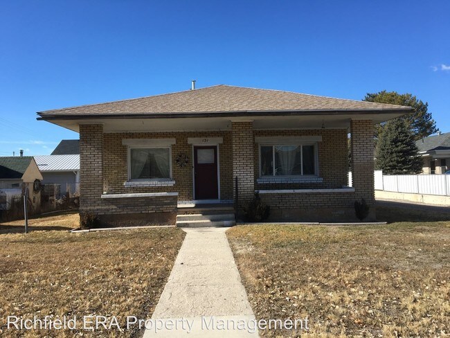 3 br, 1 bath House - 131 North State Street - 3 br, 1 bath House - 131 North State Street
