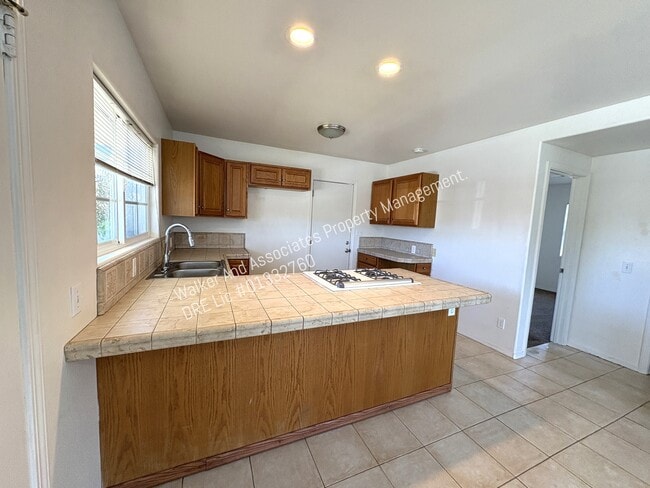 Photo - 130 Twitchell St