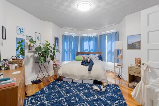 Photo - 95 Beacon St Apartments Unit 3