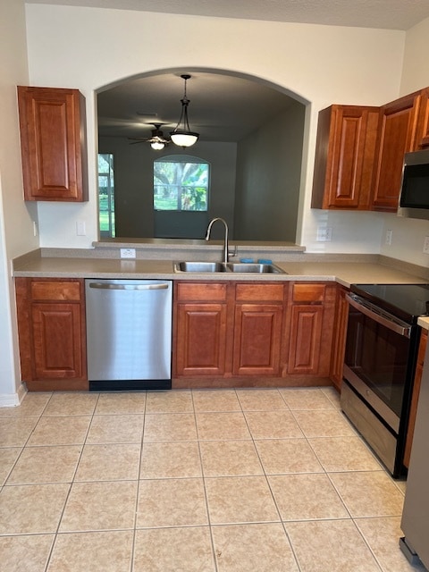 Photo - 1140 Hillhurst Dr