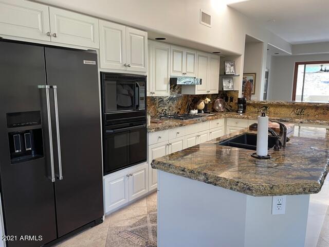 Photo - 9915 E Graythorn Dr