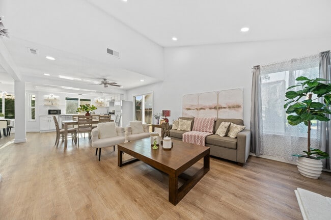 Photo - 3809 Lariat Pl