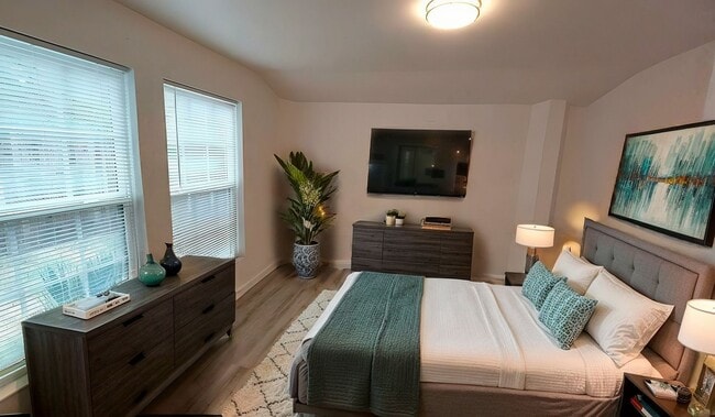 Photo - 1901 Bourland St Unidad B (Right side)