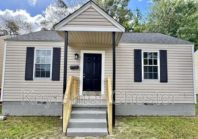 Building Photo - 722 Texas Ave