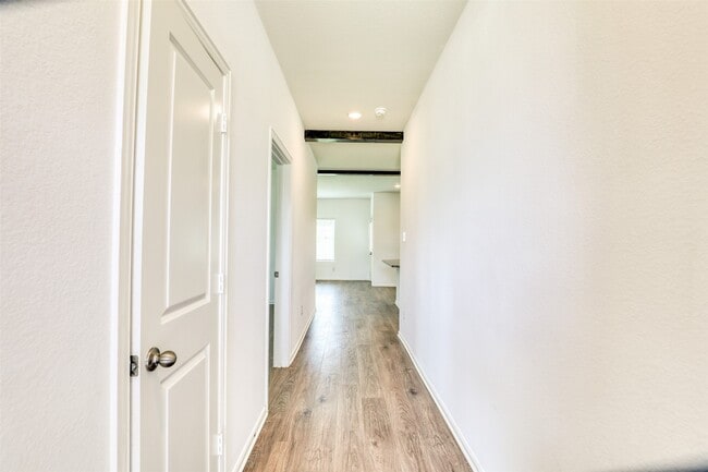 422 Magnolia Ln
