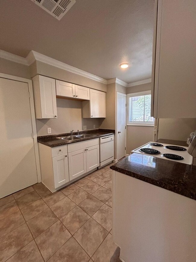 Photo - 2706 Little Valley Cove Unit #B