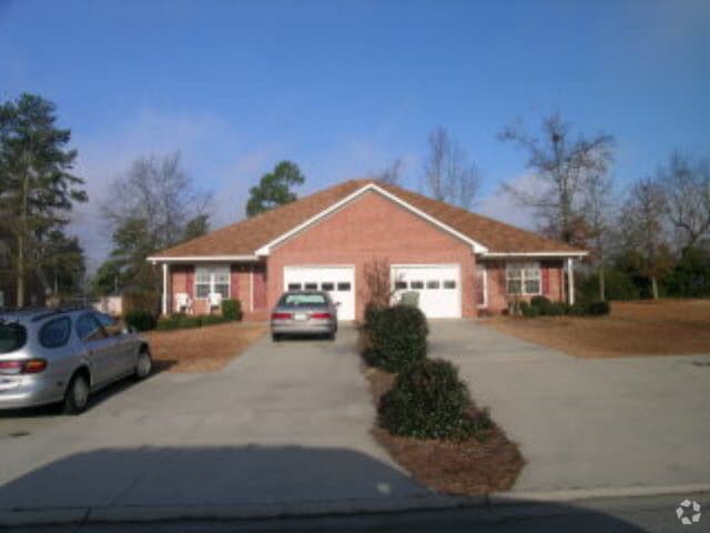 Building Photo - 101 Radcliff Dr Rental