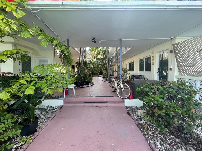 Photo - 8040 Tatum Waterway Dr Condo Unit 3