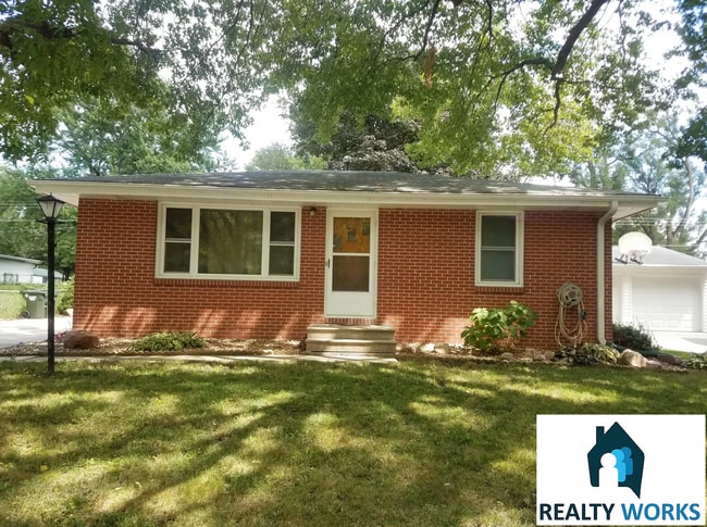 Building Photo - Lovely 4 Bed House!