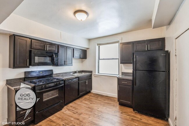 Photo - 1020 E Hyde Park Blvd Unit B