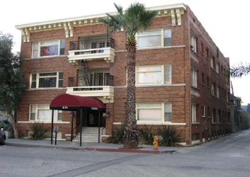 330 Cedar Avenue