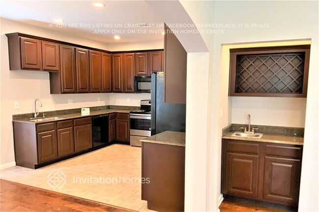 110 Barrington Ln