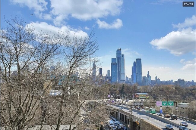 Photo - 3312 Hudson Ave Unit 4C