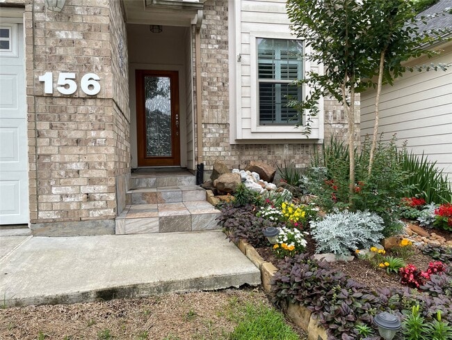Photo - 156 Harbour Town Dr