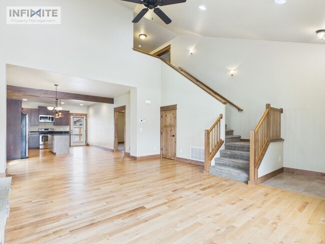 Photo - 4 Bedroom Home with Spacious Yard