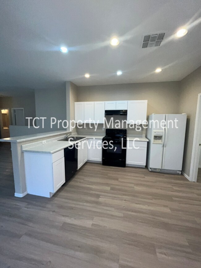 Photo - Newly updated 3 bed/2 bath in Sheely Farms