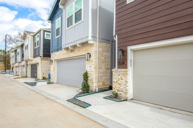 Photo - 1524 Beach Oak Dr