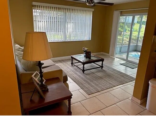 Photo - 6233 Ansley St