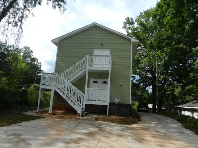 Photo - 564 Hope St SW Unidad A (top floor)