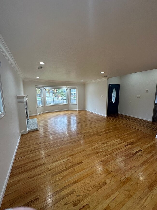 Photo - 575 Modoc Ct