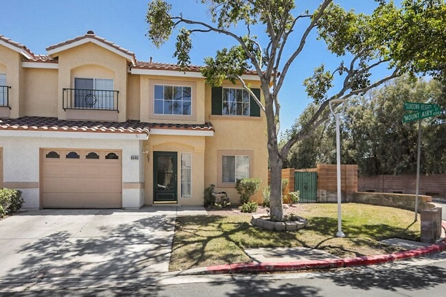 Building Photo - 2 Bedroom With 1 Car Garage In Gated Northwest Vegas Community