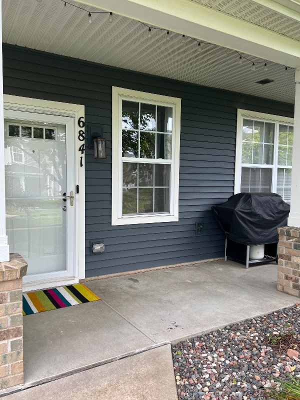 Photo - 6841 Narcissus Ln N