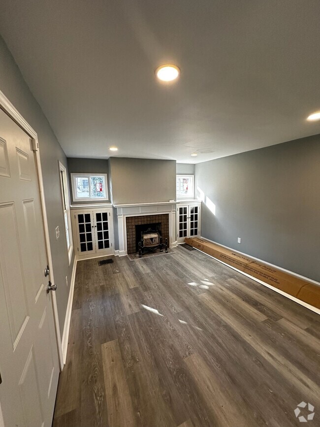 Building Photo - 1066 E 17th Ave Rental