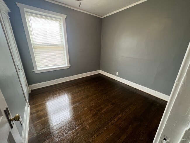 Photo - 840 W 66th St Unidad 3