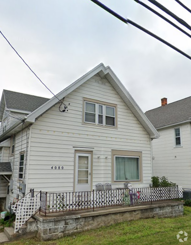 Building Photo - 4080 Union Rd Unit Lower Rental