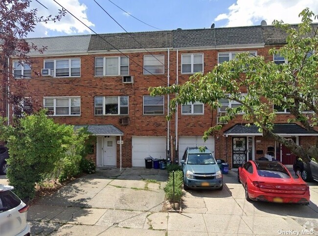 Building Photo - 61-44 219th St Unit 3FL Rental