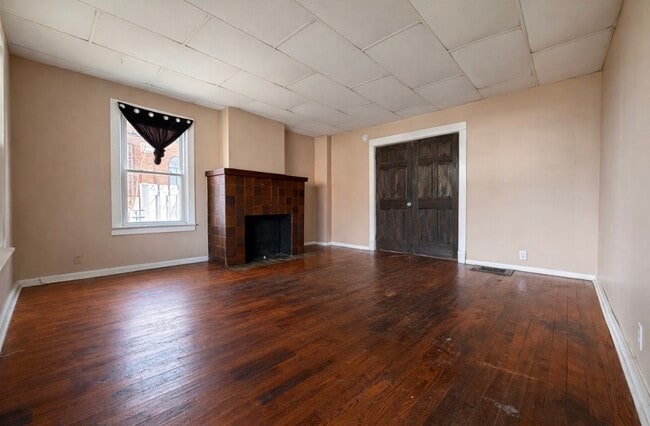 Photo - 274 Chenango St Unit 1