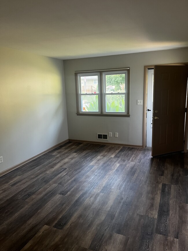 Photo - 1406 Kenton St