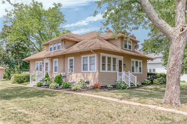 Photo - 259 Tyler St