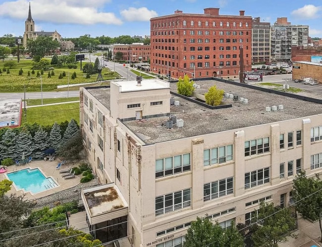 Apartments For Rent Near The University Of Toledo Health Science Campus In Toledo Oh Forrent Com