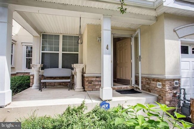 Photo - 4 Austringer Ct