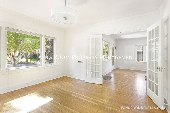Photo - 3639 NE 25th Ave