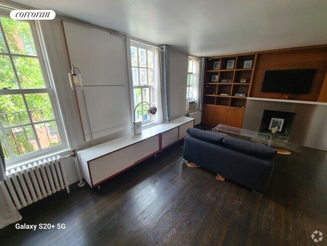 Building Photo - 396 Bleecker St Rental