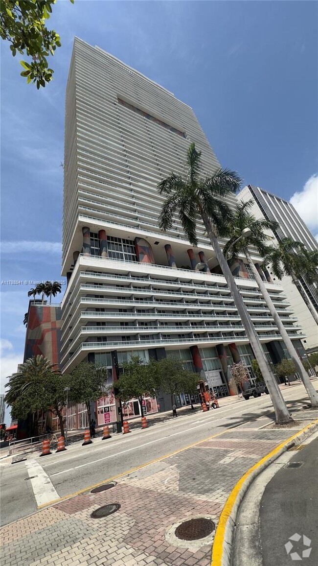Building Photo - 50 Biscayne Blvd Unit 812 Rental