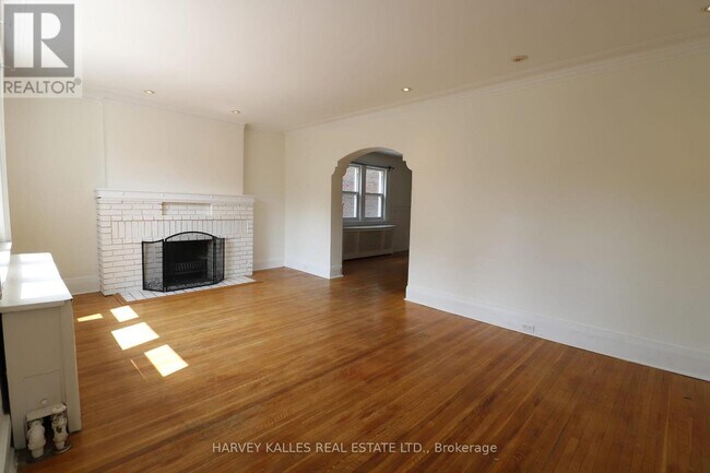 Photo - 6 Poplar Plains Crescent Unit Main