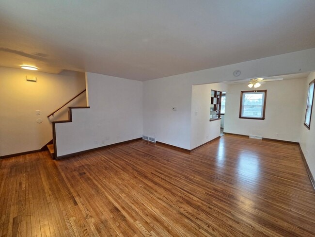 Photo - W 2nd St 1408-1410 Unit 1408-1410-1410