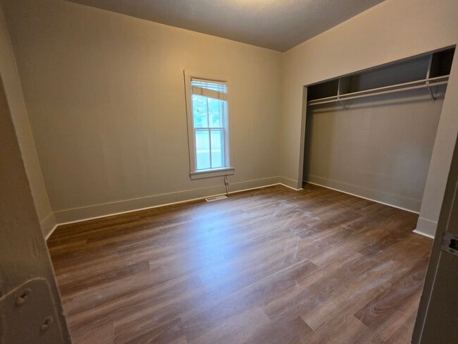 Photo - 1055 E Front St Unit #2