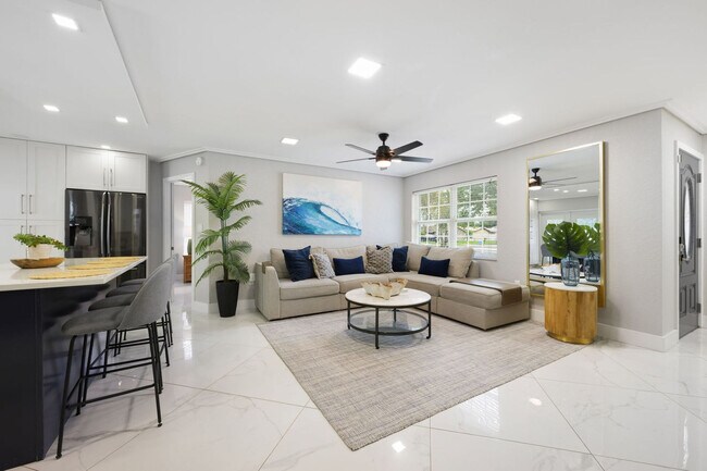 Building Photo - 10356 57th Way N