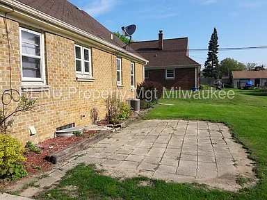 Photo - 4712 N 71st St