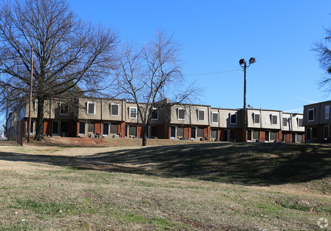 Photo - Forest Cove Apartments