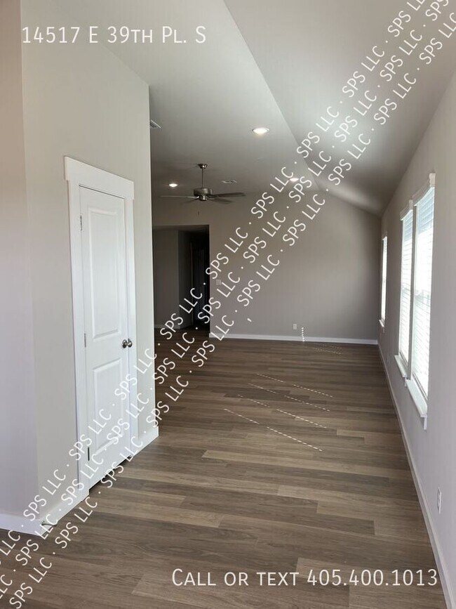 Photo - 14517 E 39th Pl S