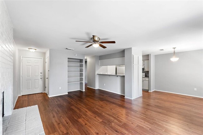 Photo - 4304 Acropolis Ct