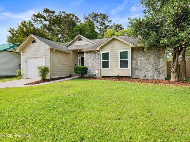 Building Photo - 2675 Idlebrook Cir Rental