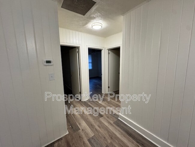 Photo - 1436 Brewer Ave