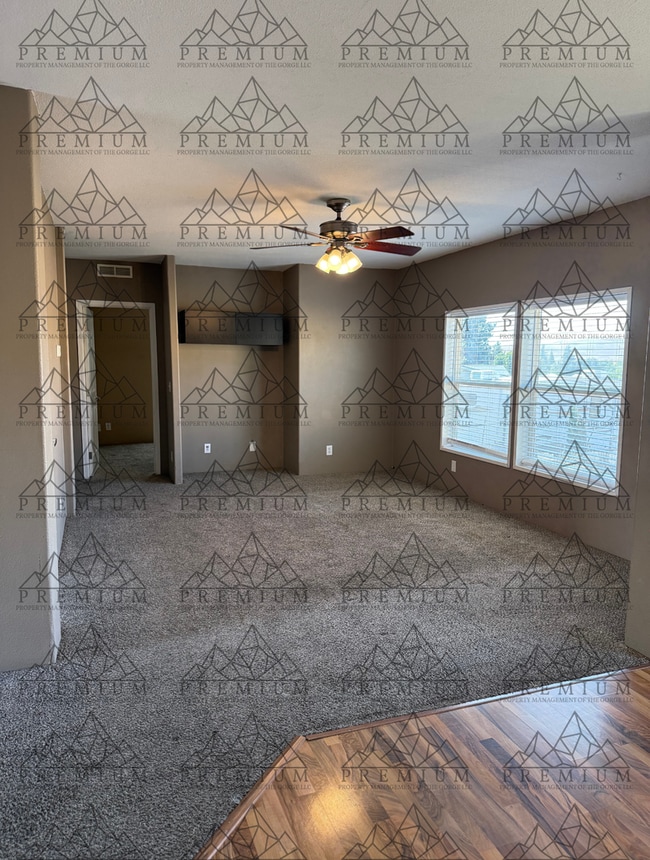 Photo - 4 Bed 2 Bath home in Dufur, Oregon!