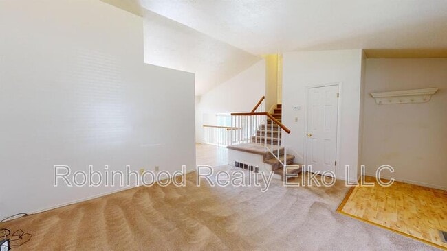 Photo - 2316 Sierra Dr